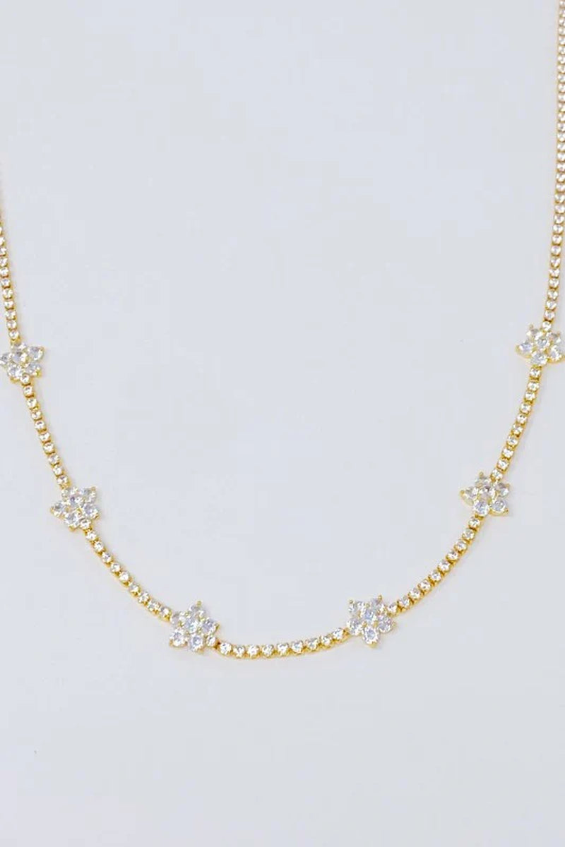 Stella Shiny Flower Necklace